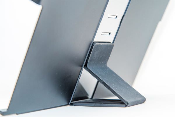 12.5D3_2409_resized.jpg 12.5D3_2409_resized.jpg