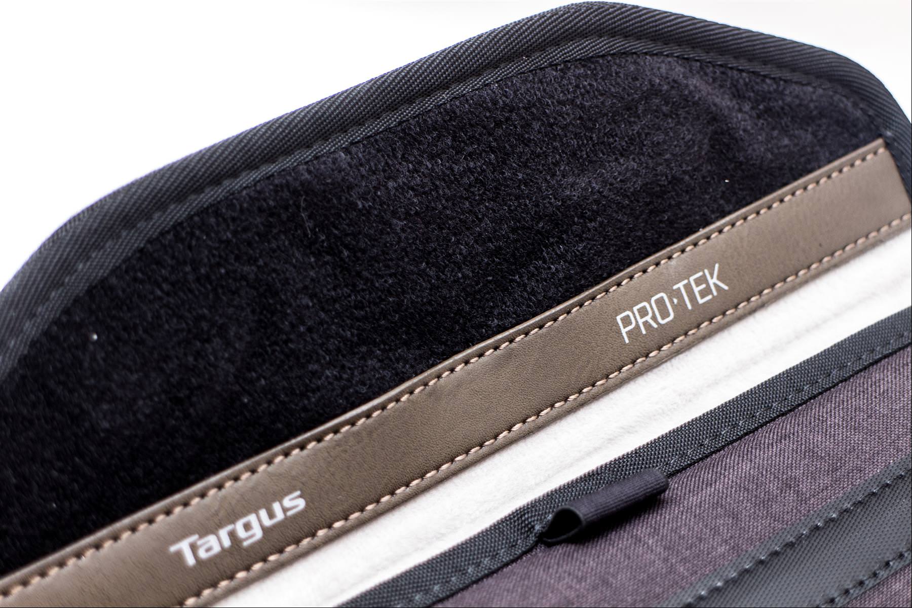 [3C開箱] Targus PRO-TEK 筆電袋，堅韌輕薄設計，給你最珍貴的筆電完善的保護