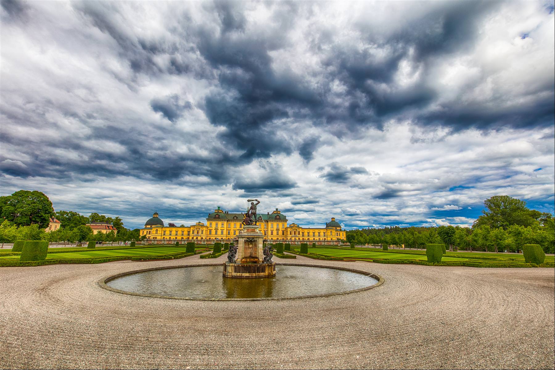 [瑞典/斯德哥爾摩] 來去拜訪瑞典國家的家 - 多特寧宮 DRONTINGHOLM ，瑞典保存最好皇宮