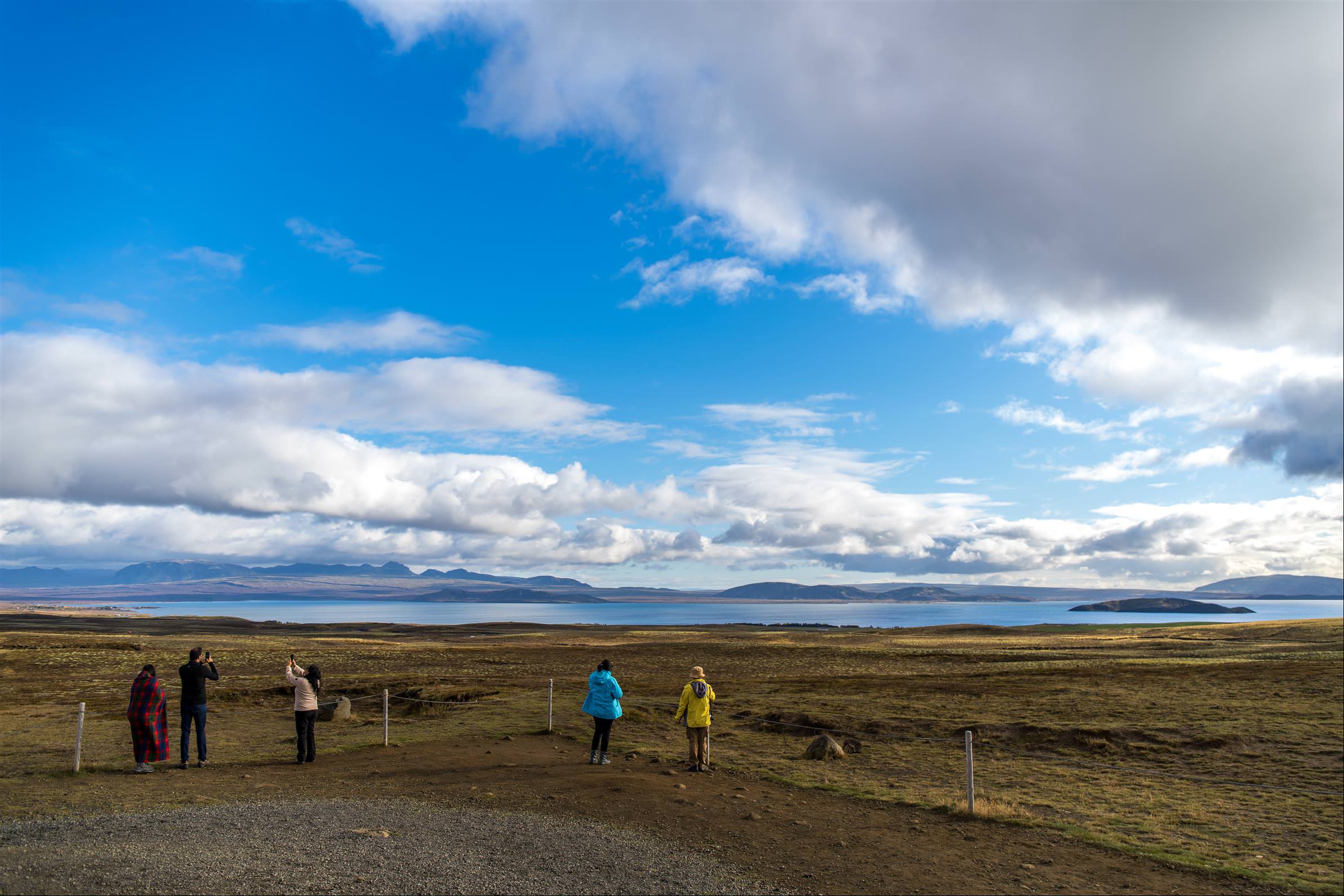 [冰島/教學] 冰島自助第 01 天：凱夫拉維克 - 金圈之旅 - 塞爾福斯