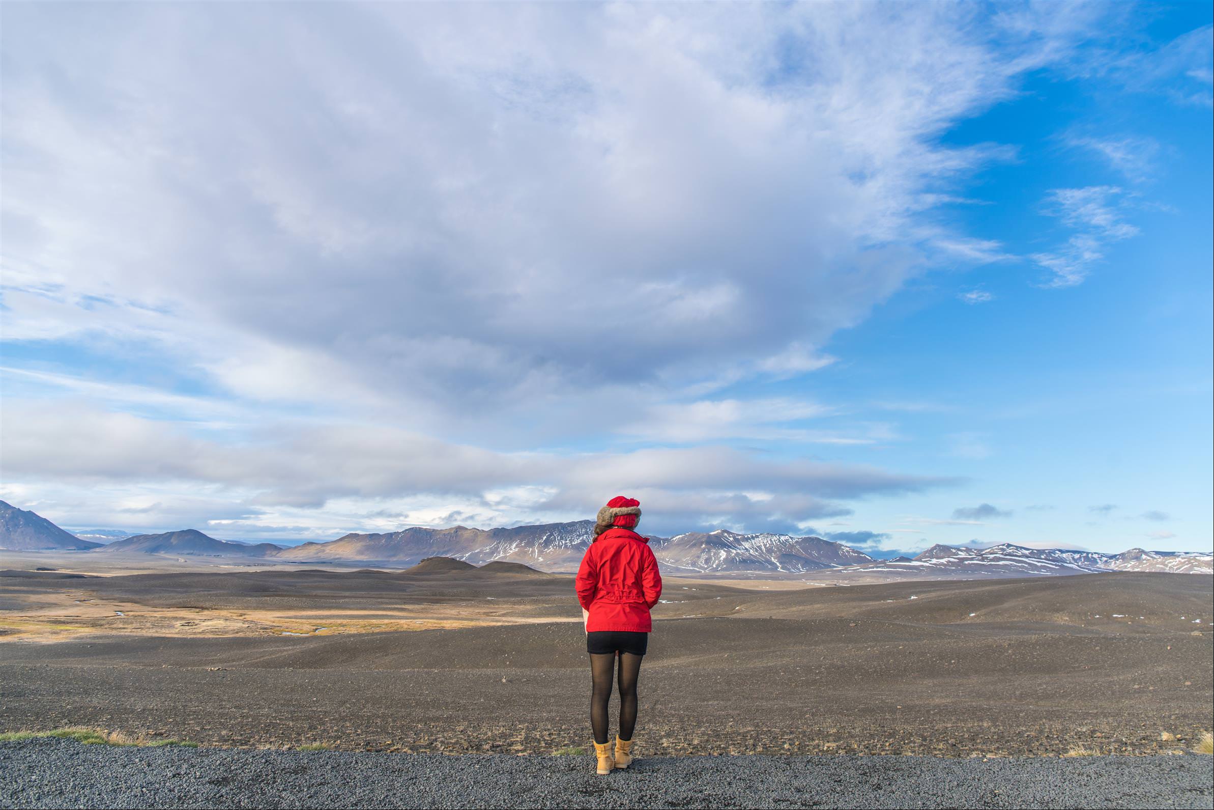 [2017冰島旅程] 冰島自助第 06 天：塞濟斯菲厄澤 - 黛提瀑布 - 火口湖 - 地熱區 - 米湖