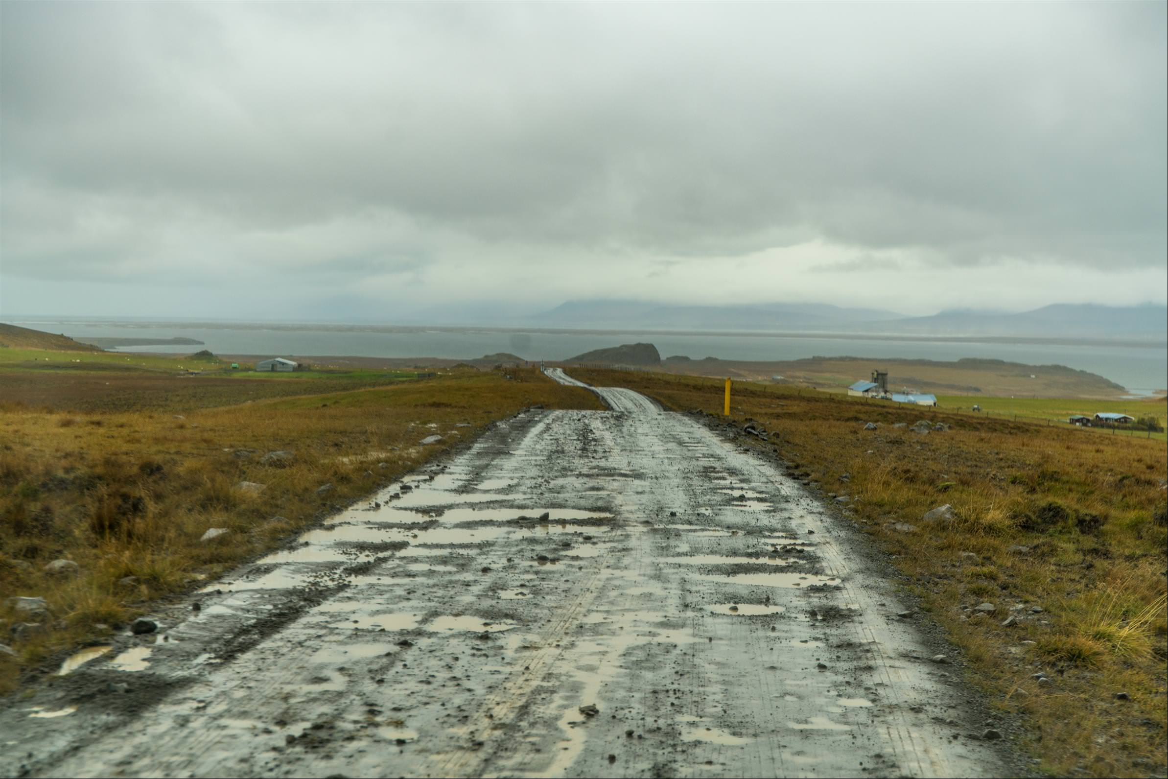 [2017冰島旅程] 冰島自助第 09 天：象石岩 - 巨人峽谷 - 溶岩瀑布 - 斯奈山半島