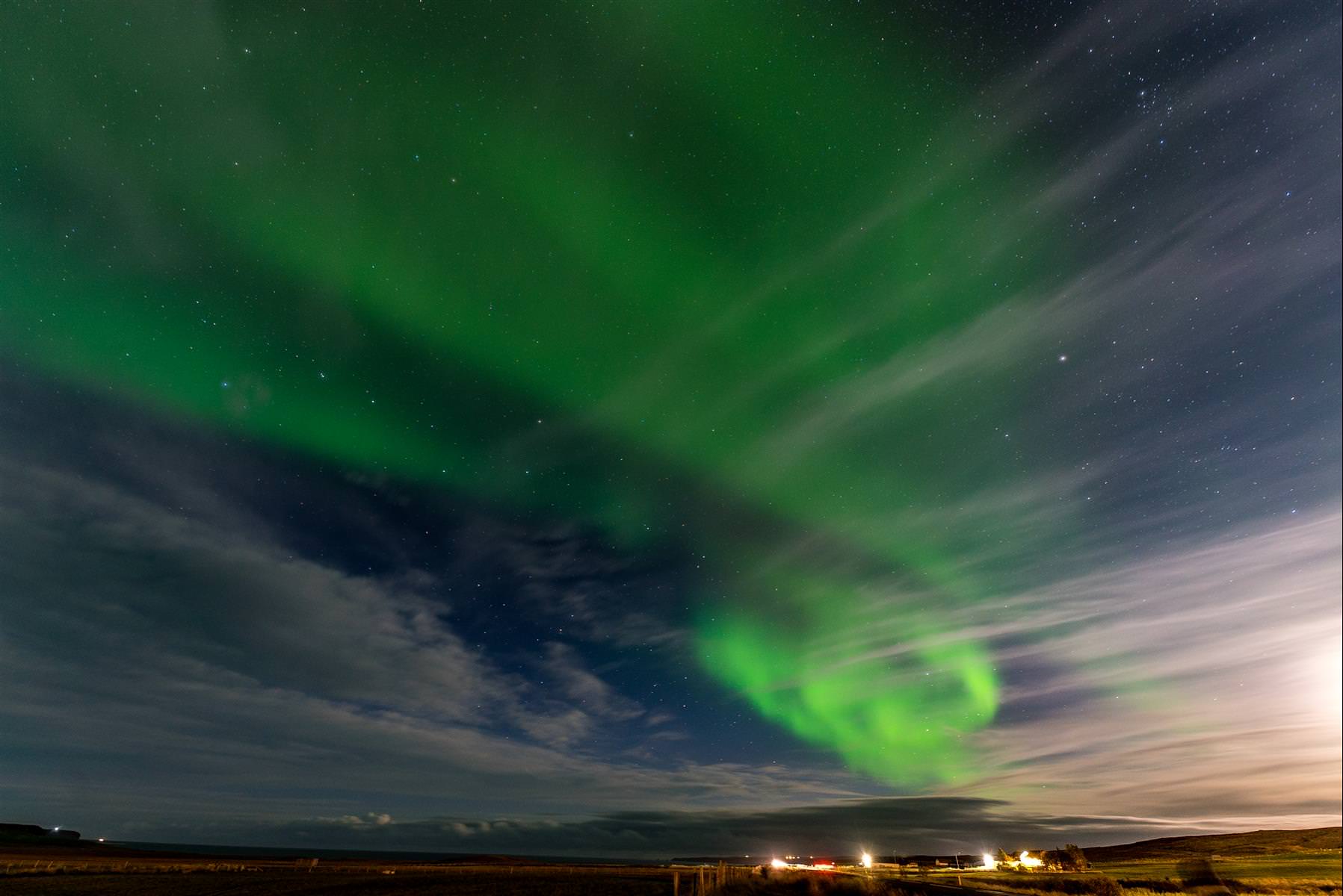 冰島自助追極光