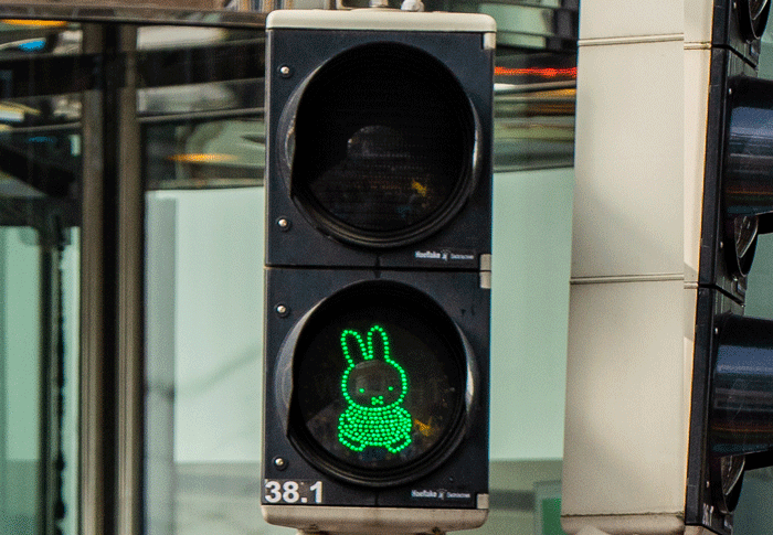 米飛兔紅綠燈