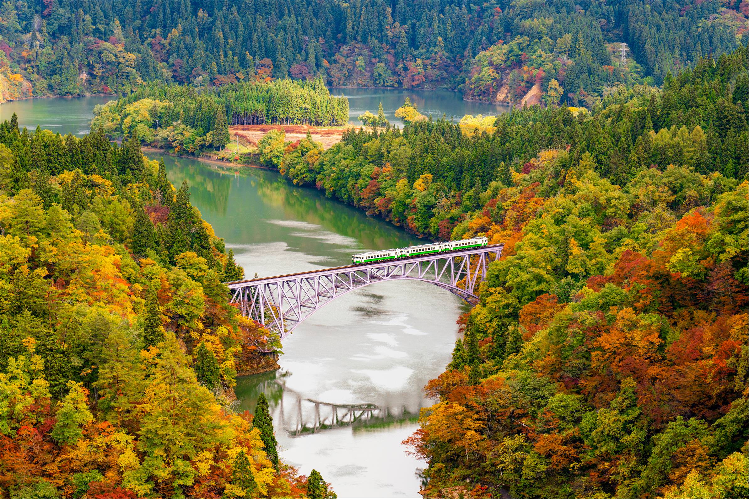 [日本/福島] 只見川第一鐵橋 ，福島最美火車美景，橫跨只見川唯美風景