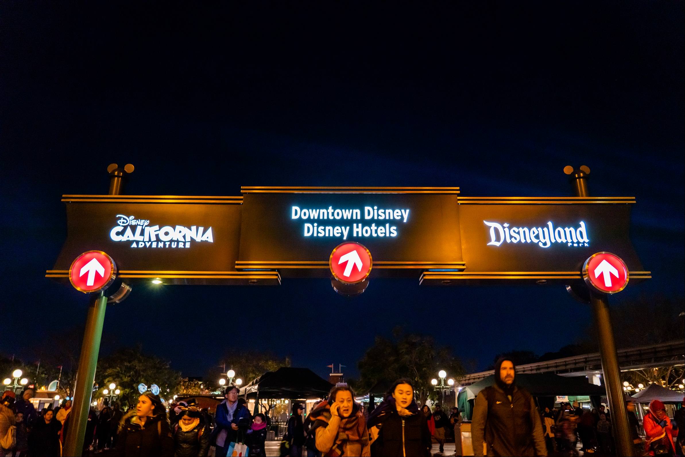 [旅行團行程] 雄獅美西雙樂園 Day03 - 迪士尼經典樂園 Disneyland Park