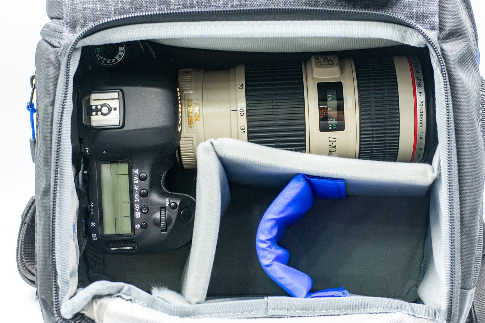 [玩攝影80] BENRO Traveler-200 百諾行攝者後背包，13 吋筆電一機二鏡輕巧使用