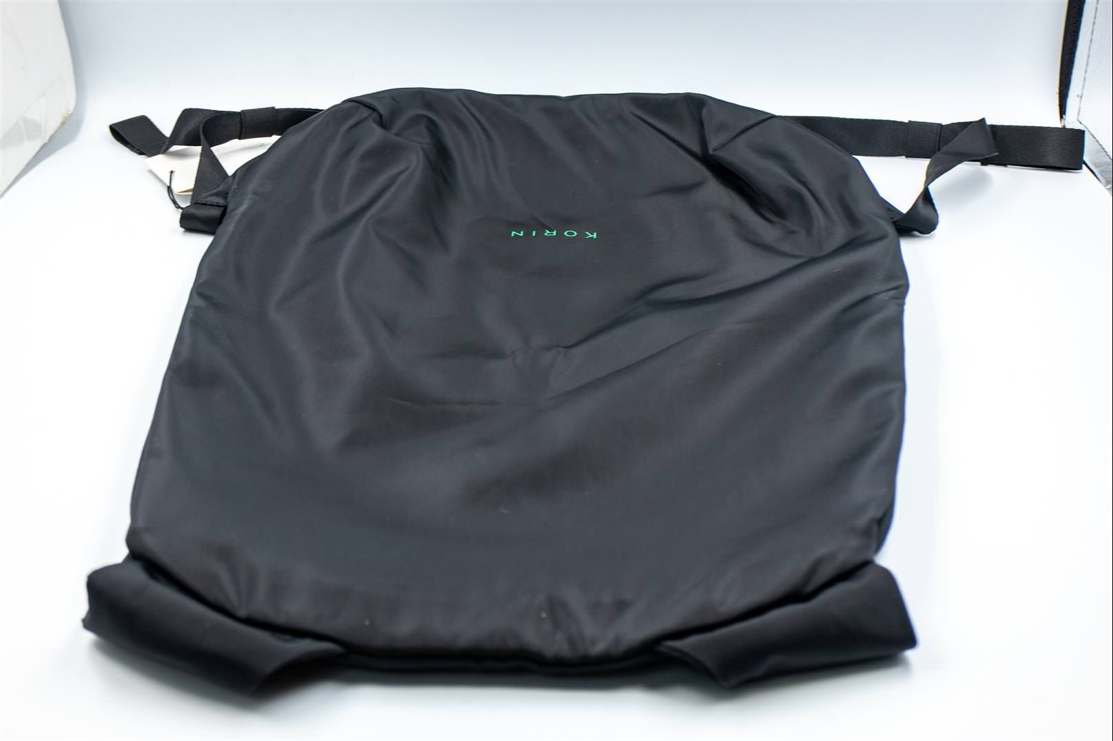 [3C 開箱] Korin Design FlexPack Go 摺疊防盜手提包，折疊收納如同 A4 紙張大小。