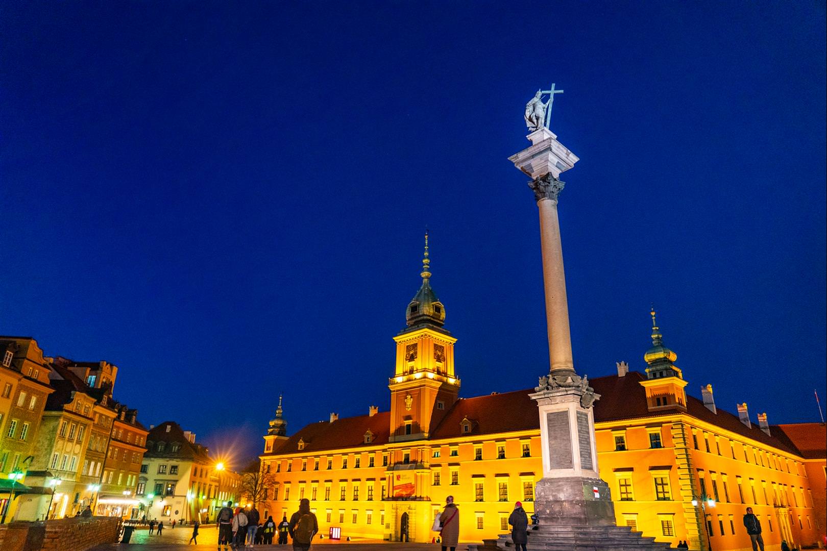 [波蘭/華沙] 華沙景點 整理 - 華沙科學宮、聖十字教堂、蕭邦故居、皇家城堡、老城廣場