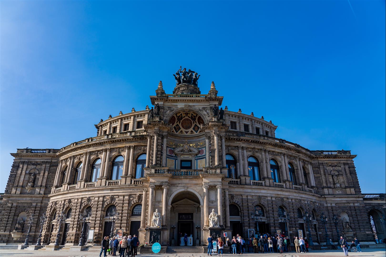 森柏歌劇院Semperoper Dresden