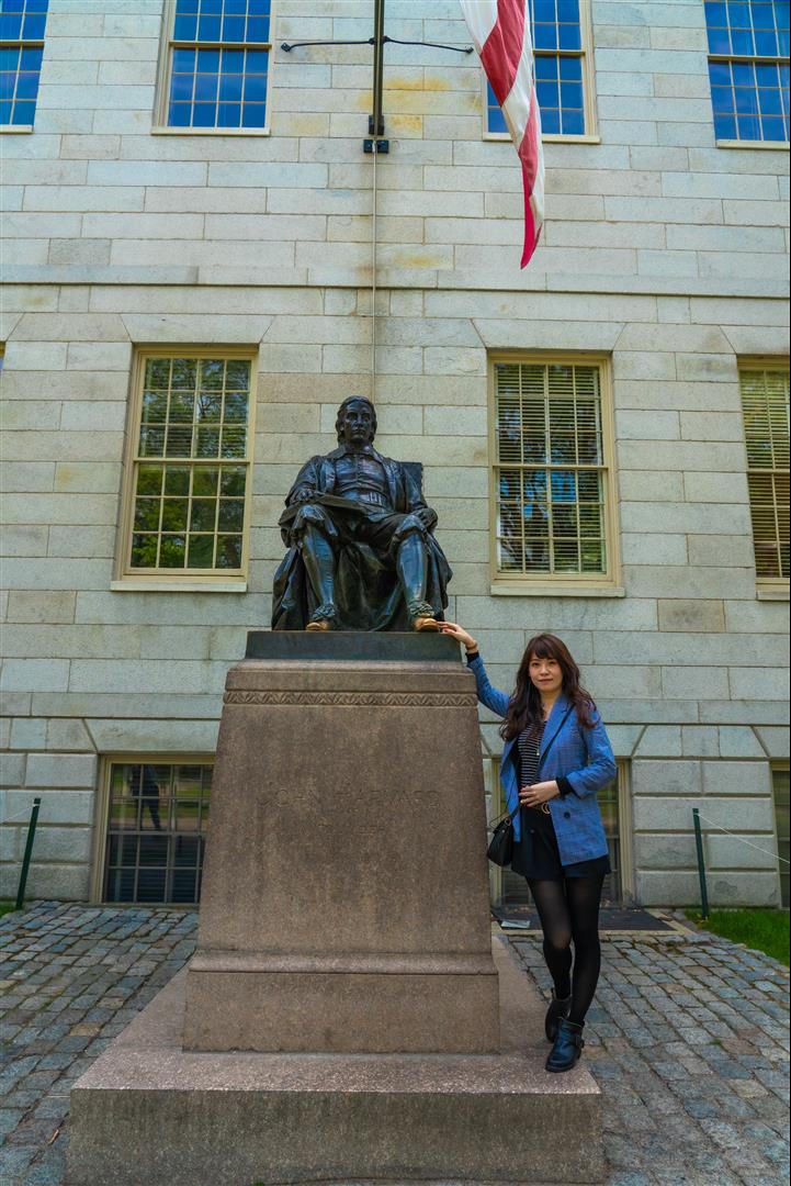 哈佛大學雕像