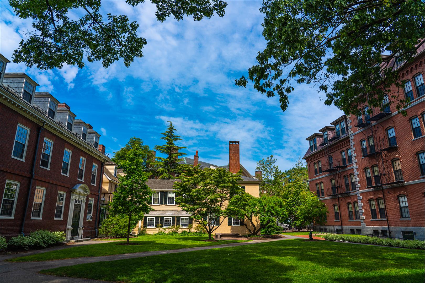[美國/波士頓] 哈佛大學雕像 三個有趣的故事 ，哈佛大學校園有趣角落