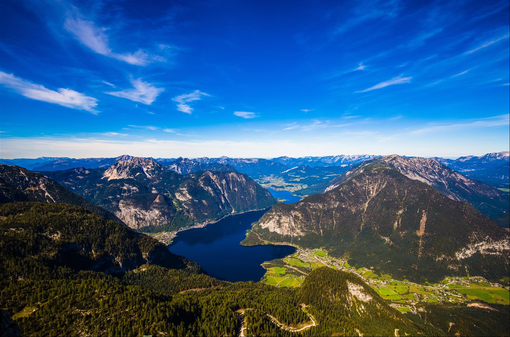 [奧地利/哈斯塔特] 達克斯坦 Dachstein 山，哈斯塔特更值得一來，冰洞、猛瑪洞、五指眺望台
