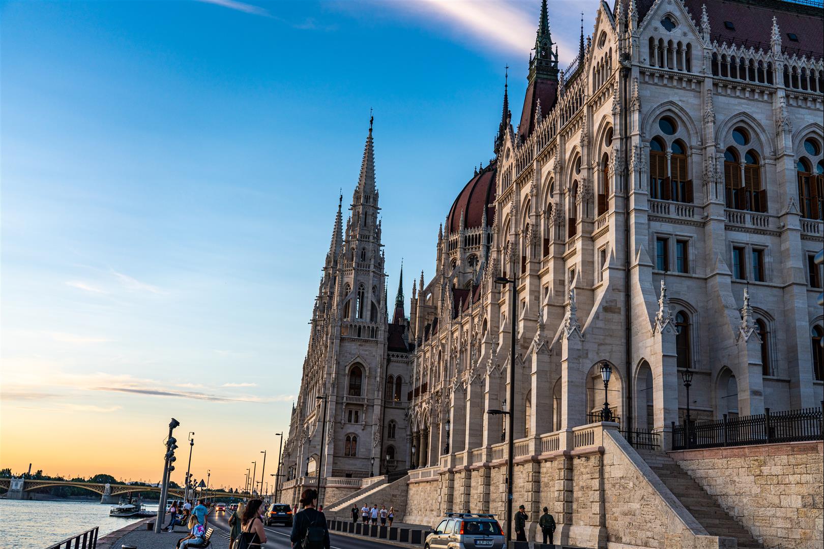 [2019 中歐攝影旅行] Day03 - 匈牙利/布達佩斯、國會大廈、漁人堡、馬加什教堂