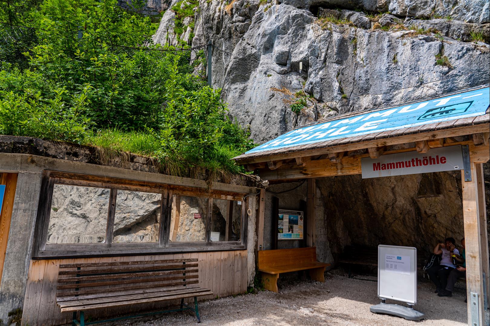 [2019 中歐攝影旅行] Day08 – 哈斯塔特 Hallstatt、達克斯坦冰洞、猛瑪洞、聖沃夫崗遊湖
