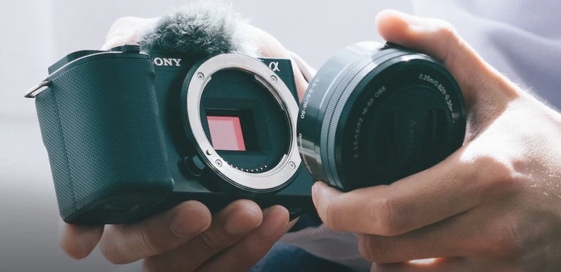 [3C NEWS] Sony ZV-E10 ，整體來說是一台「拍攝影片非常方便」的 APS-C 主機