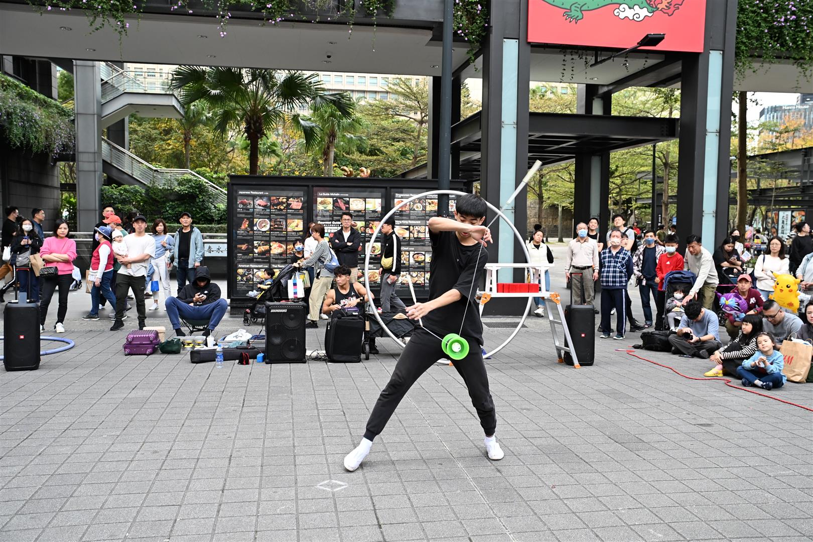 [聊攝影356] 相機選購指南，以 Canon EOS R10 V.S. Canon EOS RP 做比較