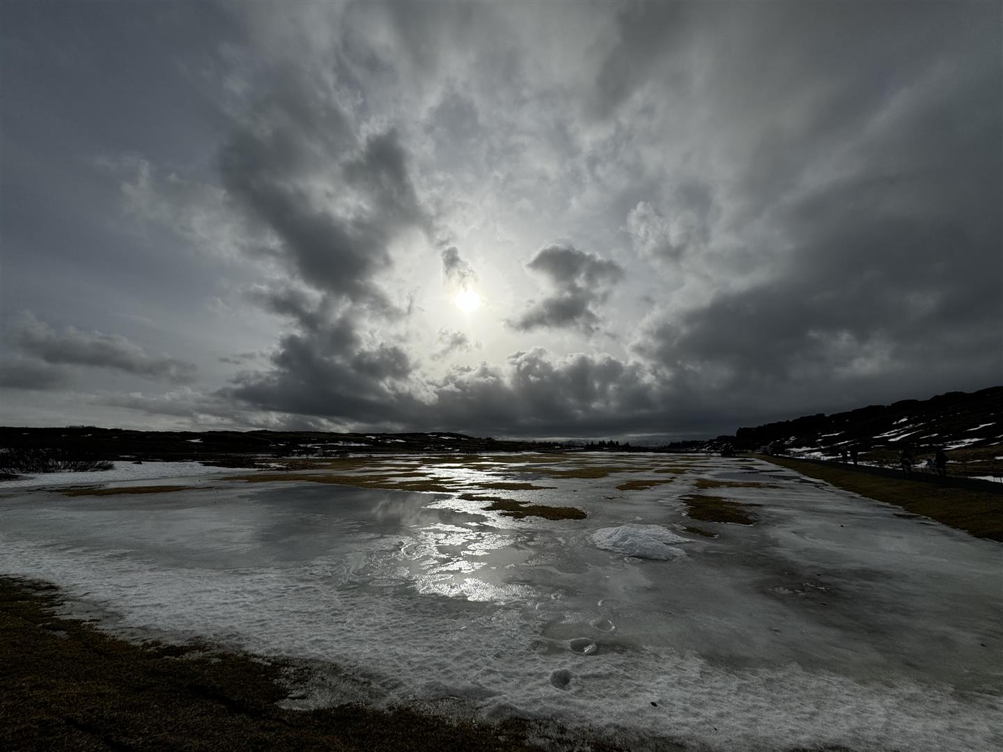 [教攝影122] 手機相機能取代相機嗎? 新的思考途徑來回答這問題