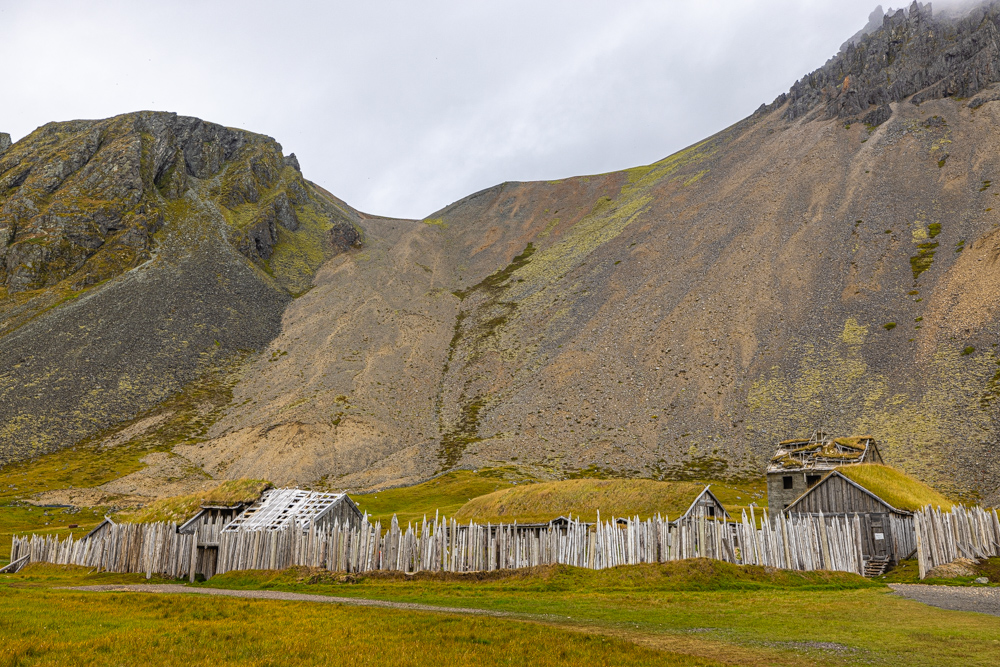 [冰島/東南] 西角山 Vestrahorn ，海天一色美景 & 維京人部落