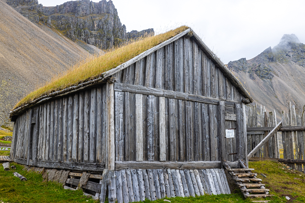 [冰島/東南] 西角山 Vestrahorn ，海天一色美景 & 維京人部落