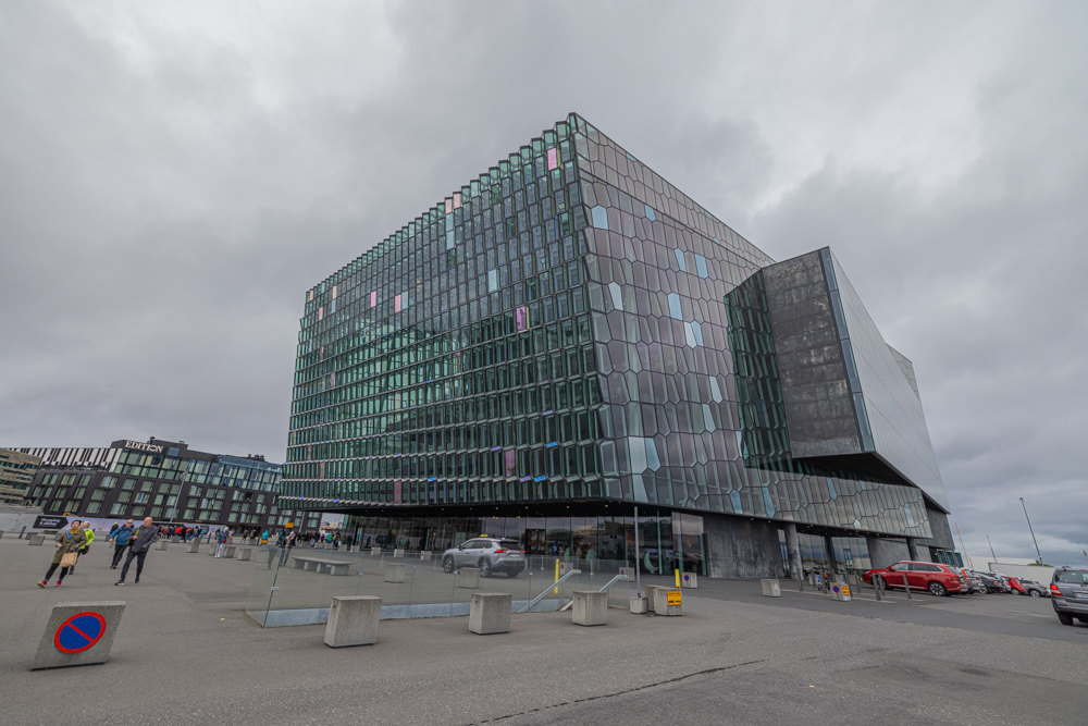 [2023 冰島環島 16 日] Day01/02 台北、冰島、雷克雅維克