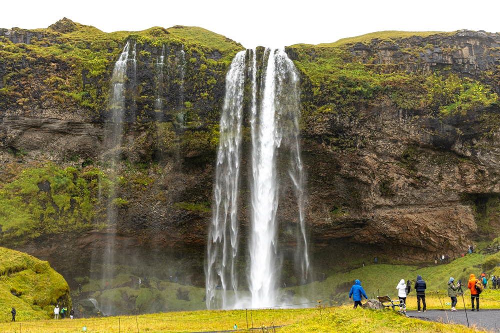 [2023 冰島環島 16 日] Day03 冰島南岸、火口湖、塞里雅蘭瀑布、斯科加瀑布、黑沙灘