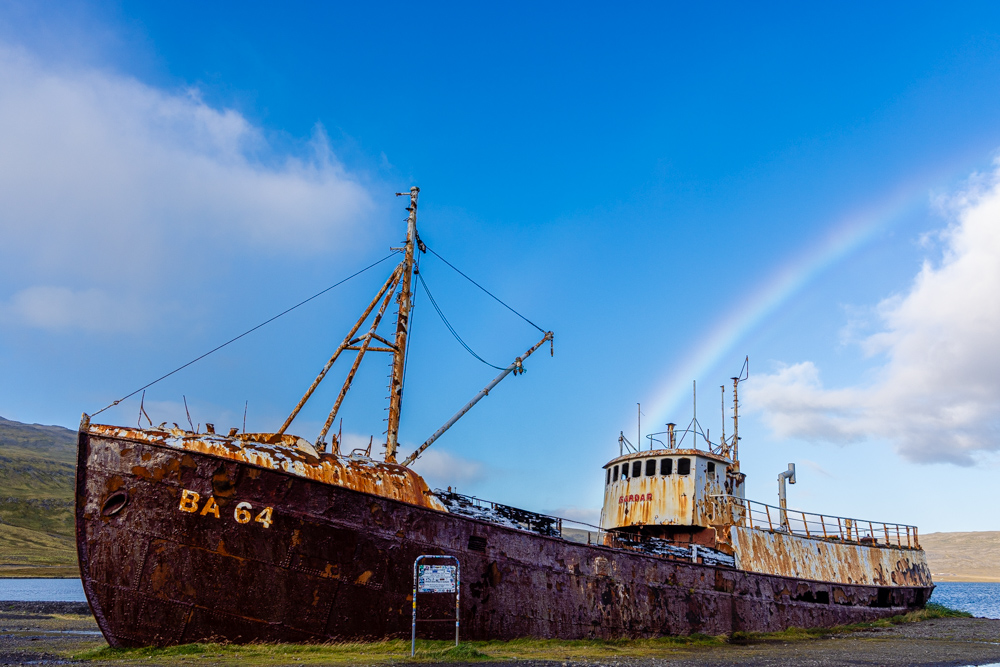 Skápadalur 擱淺灣