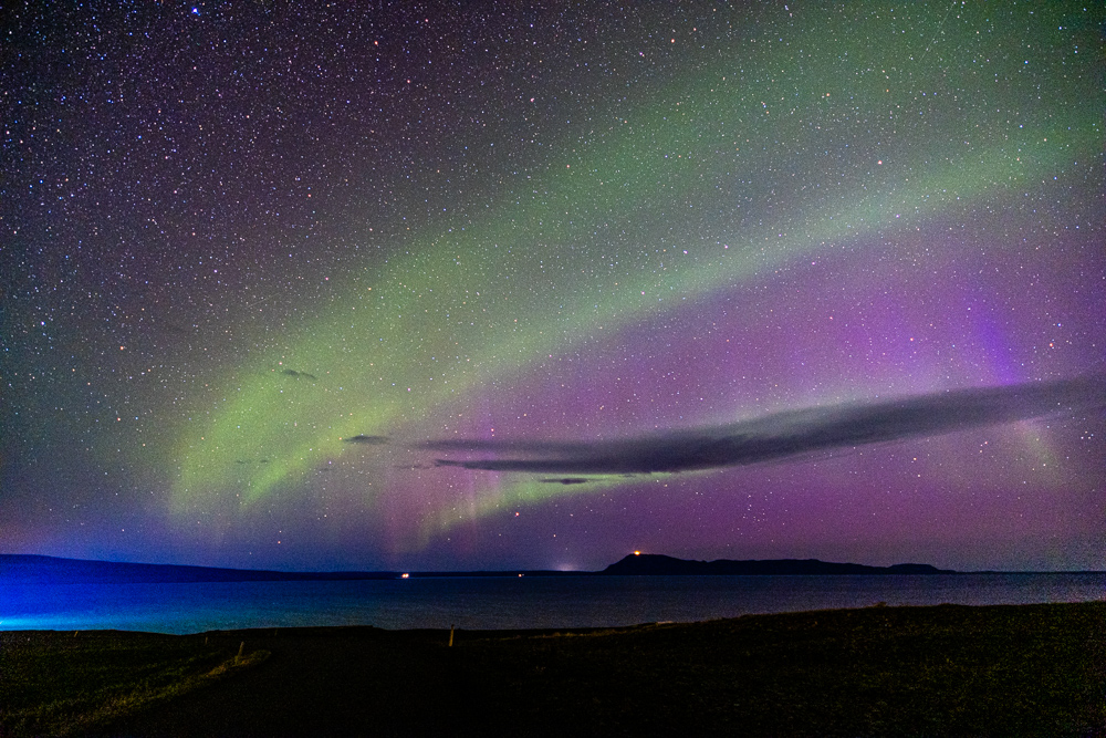 [2023 冰島環島 16 日] Day07 冒險王小鎮 Seydisfjordur、Klifbrekku Waterfall 多層瀑布、東峽灣景色