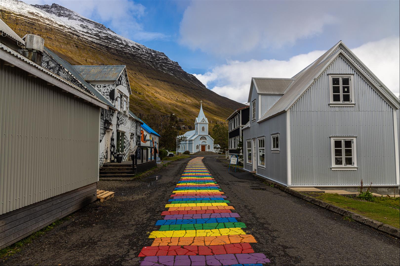 [冰島景點] 冰島東南岸景點 - 冒險王小鎮 Seydisfjordur