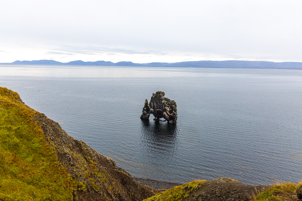 [冰島景點] 冰島北岸景點 - 犀牛石 Hvitserkur