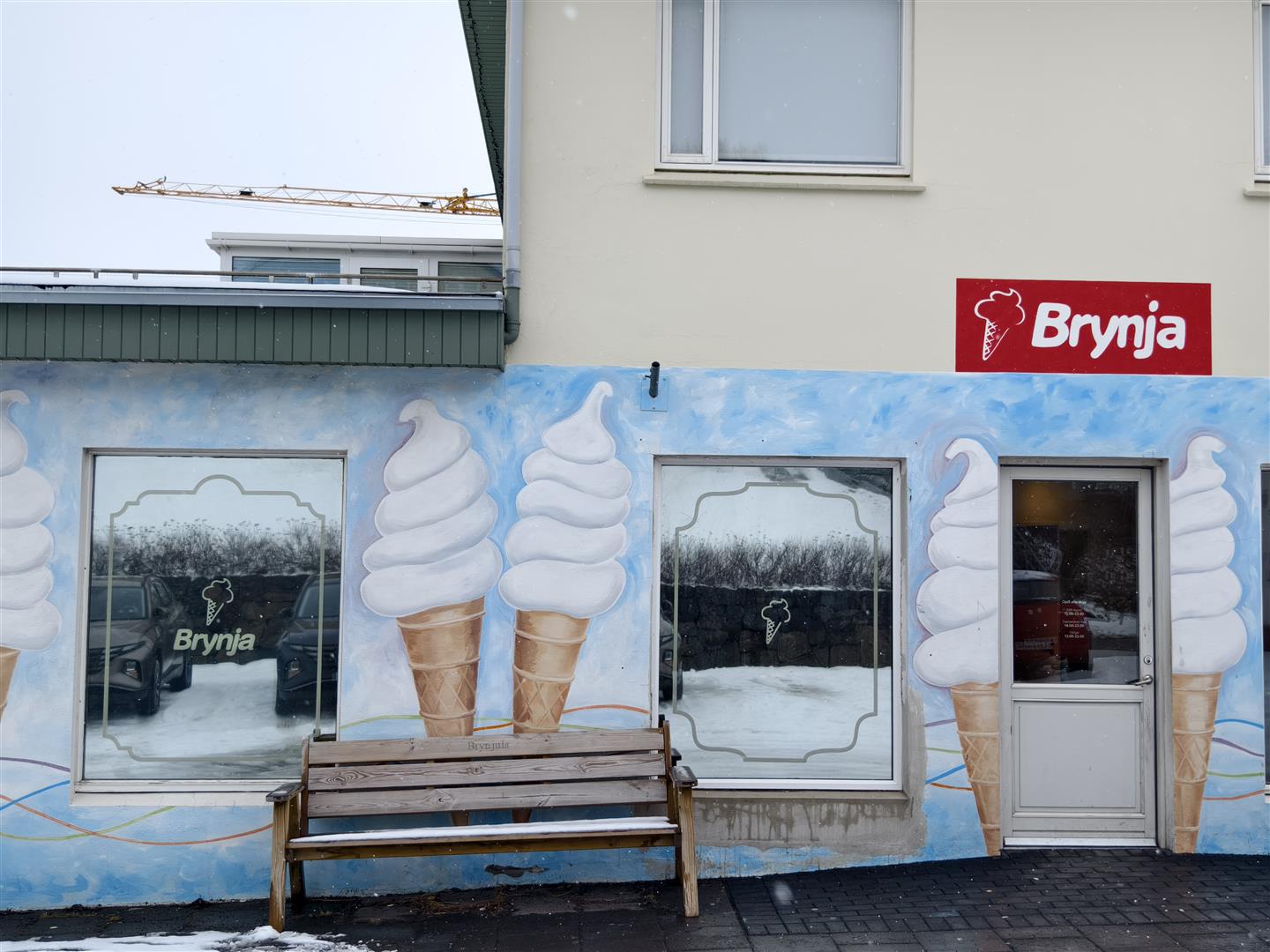 [2023 冰島環島 16 日] Day11 上帝瀑布、阿克雷利