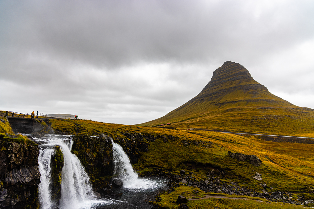 [2023 冰島環島 16 日] Day15 教堂山、極西角燈塔、阿爾納斯塔皮、沉船灣、黑教堂