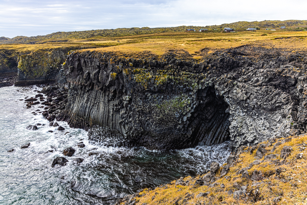 [2023 冰島環島 16 日] Day15 教堂山、極西角燈塔、阿爾納斯塔皮、沉船灣、黑教堂