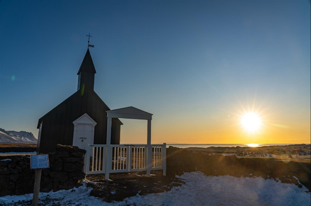 [旅行團行程] 冰島 - 冰與火之國 環島⾏ 夢幻北極光10⽇