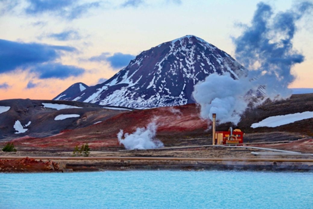 [旅行團行程] 冰島 - 冰與火之國 環島⾏ 夢幻北極光10⽇
