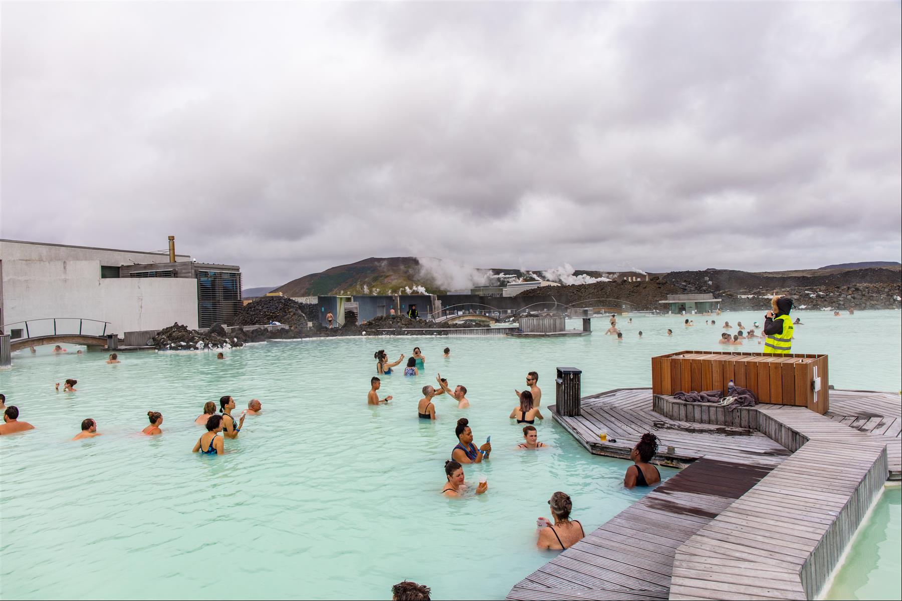 [旅行團行程] 冰島 - 冰與火之國 環島⾏ 夢幻北極光10⽇