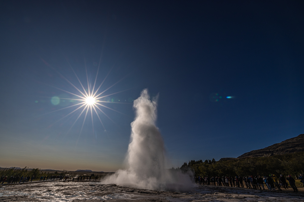 [旅行團行程] 冰島 - 冰與火之國 環島⾏ 夢幻北極光10⽇