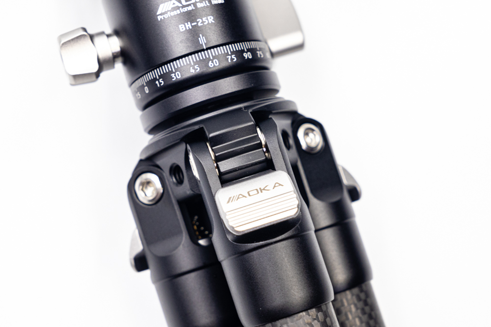 [玩攝影118] AOKA KY224CL 輕巧收納四節碳纖維三腳架