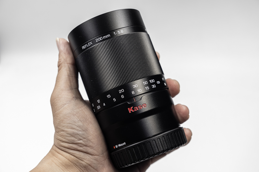 [玩攝影122] Kase 200mm F5.6 全片幅折返式鏡頭，甜甜圈散景超誘人