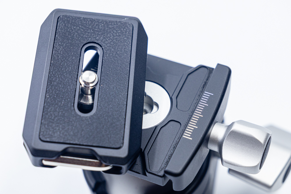 [玩攝影124] AOKA TK-PRO 294CL 4 節反折碳纖維三腳架，181cm，承載 16KG